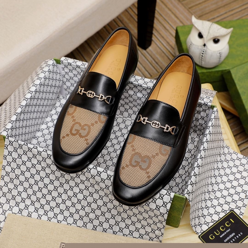 G*u*i leather shoes